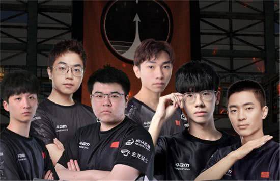 更为严峻的 更为严峻的