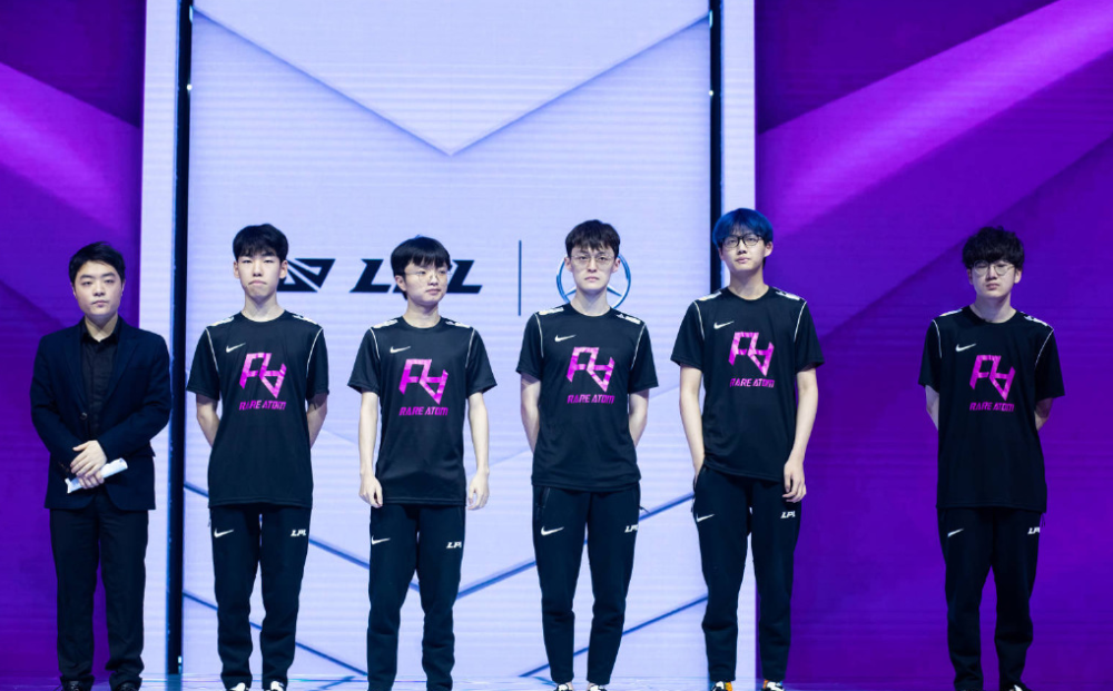 的支持让她 的支持让她