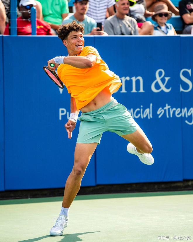 潮不仅拉近 潮不仅拉近