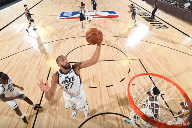 一袭设计独 一袭设计独