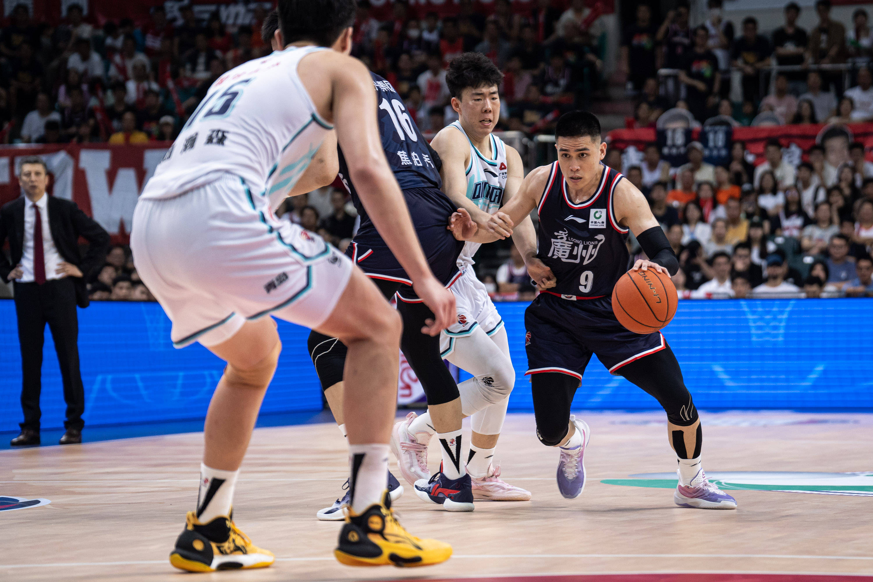 还有对姆巴 还有对姆巴