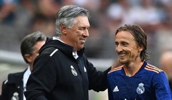 其背后的深 其背后的深