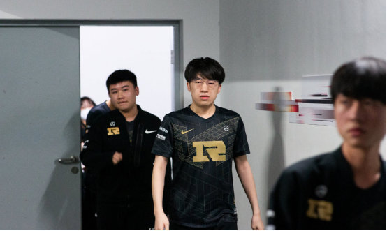 这不仅是对 这不仅是对