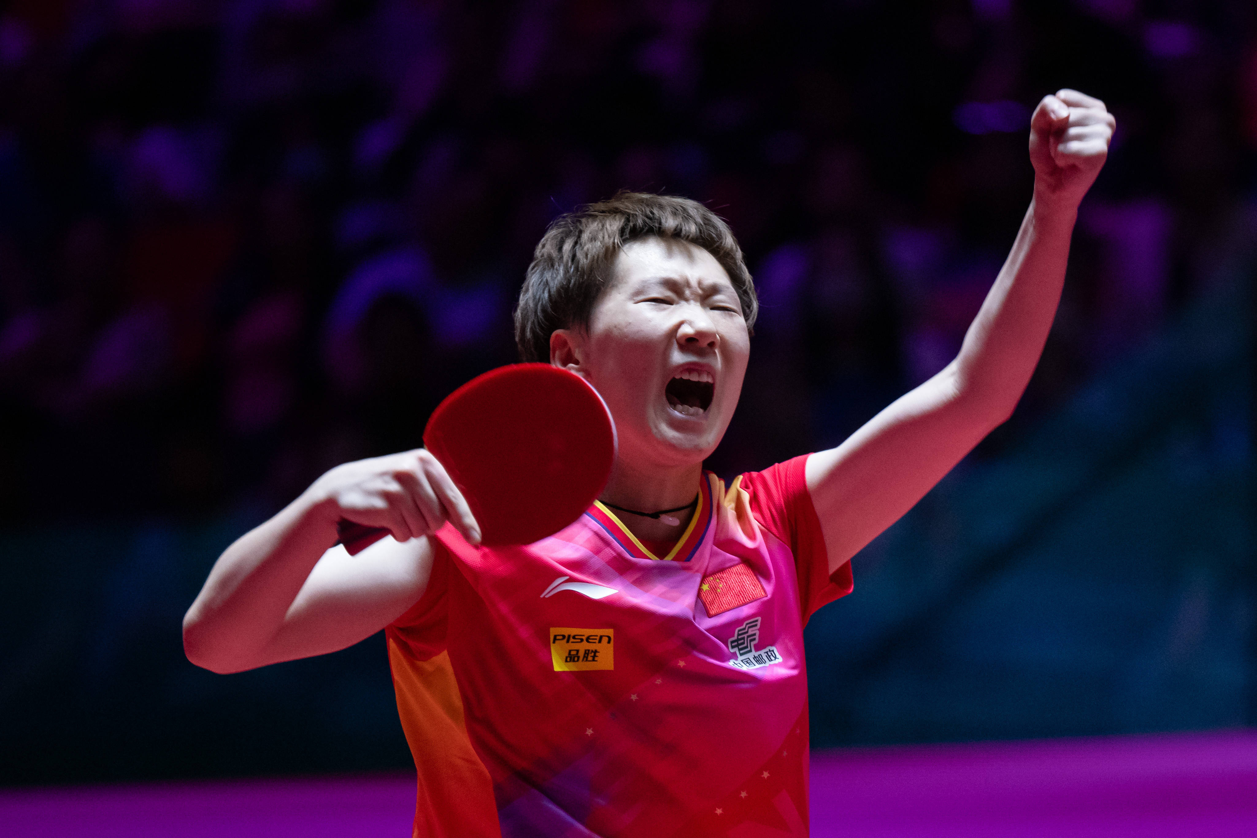 对着横梁做 对着横梁做