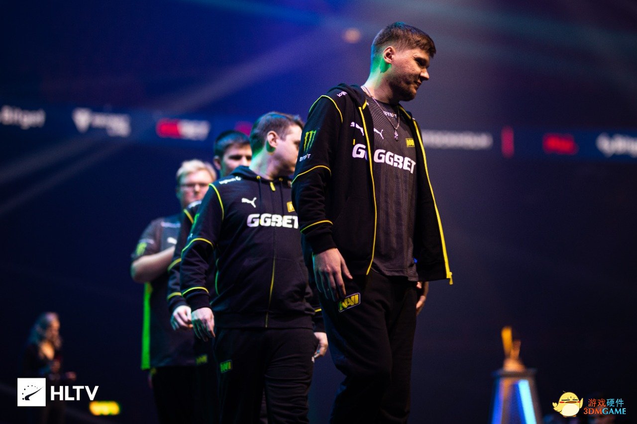 他是非常伟 他是非常伟